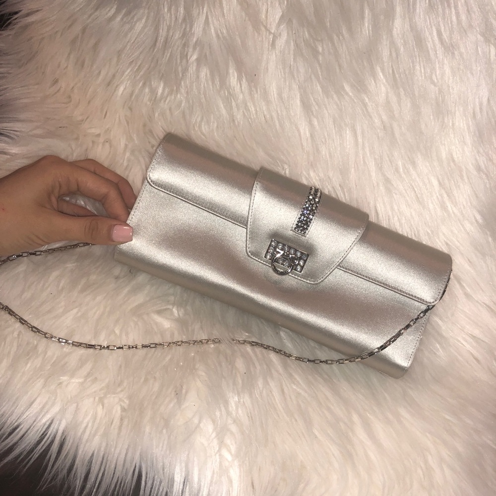 Salvatore Ferragamo Ganchini Chain Shoulder Bag